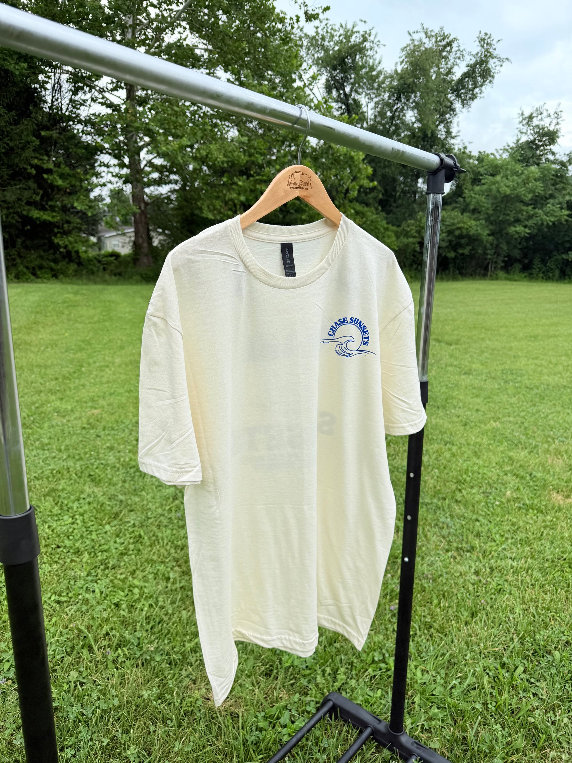 Chase Sunsets Tee (Natural/Cream)