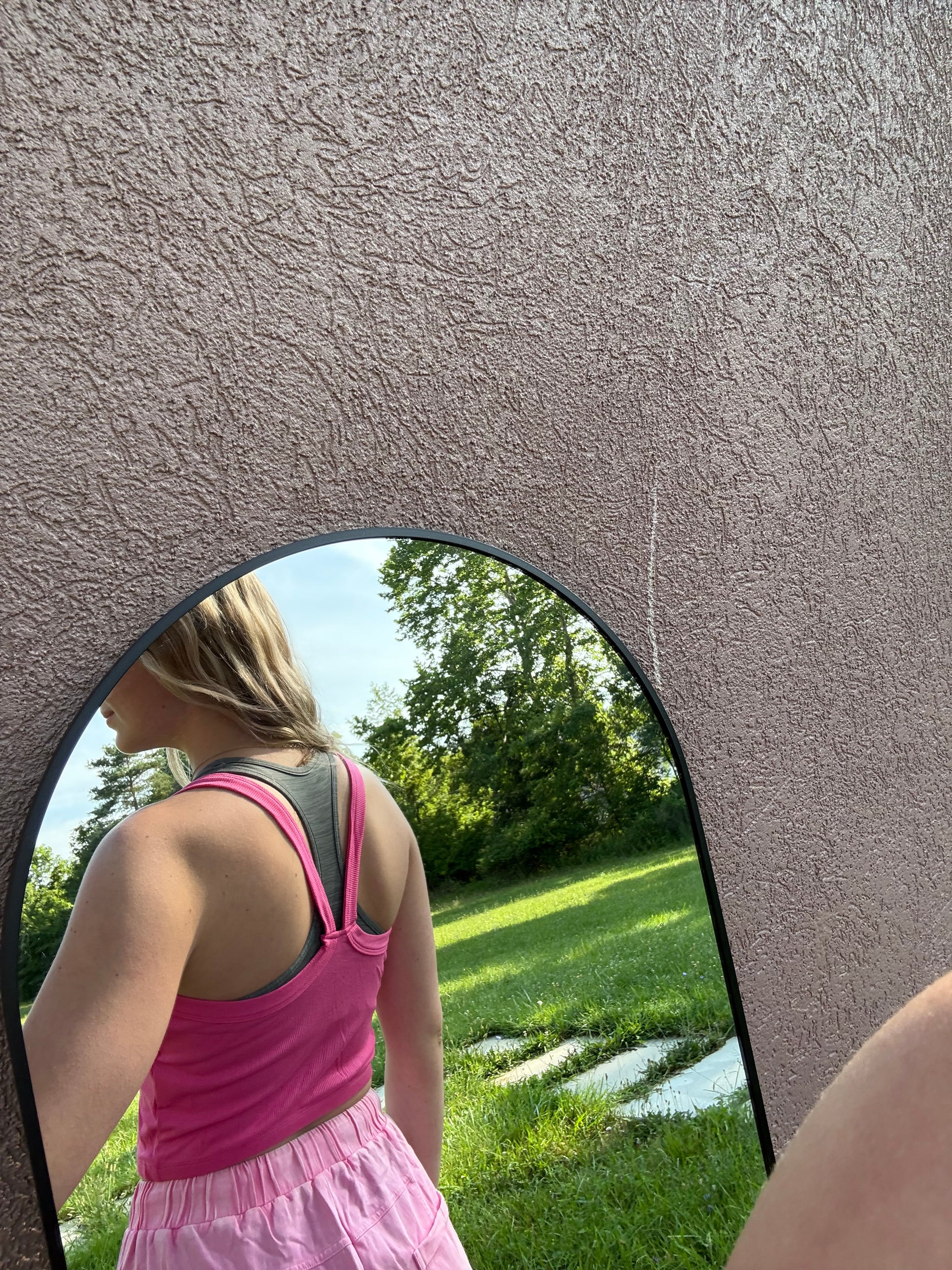 Basic Bonbon Semi-Cropped Cami