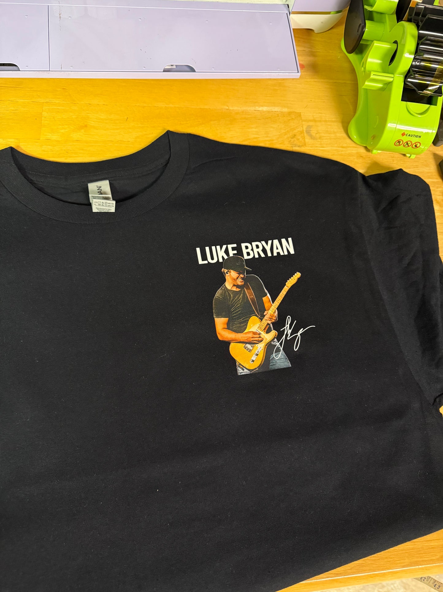 LUKE Tee!